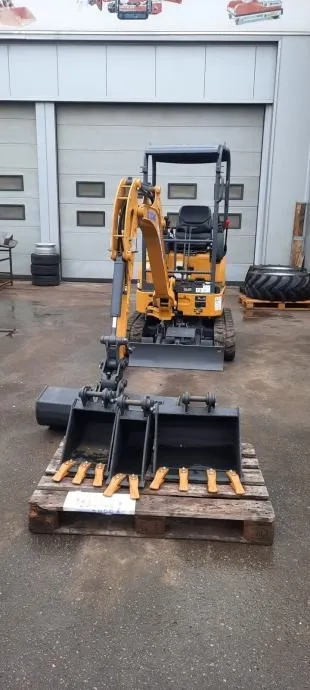 najam bagera xcmg od 1.8 t do 9,5 t - slika 3