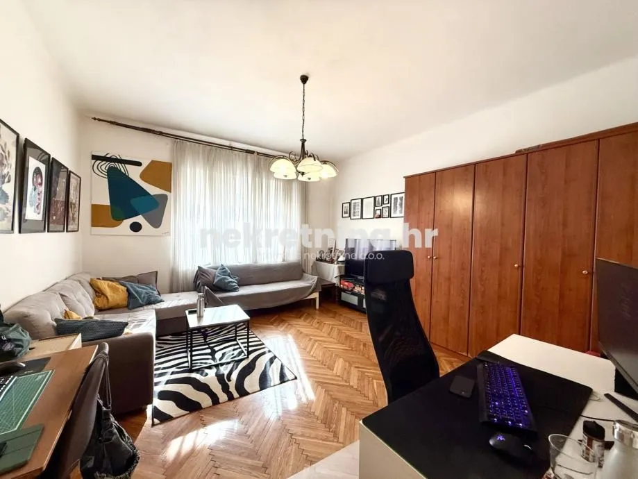 najam - dvosobni stan - donji grad - crvenog križa - 43m2 - slika 2