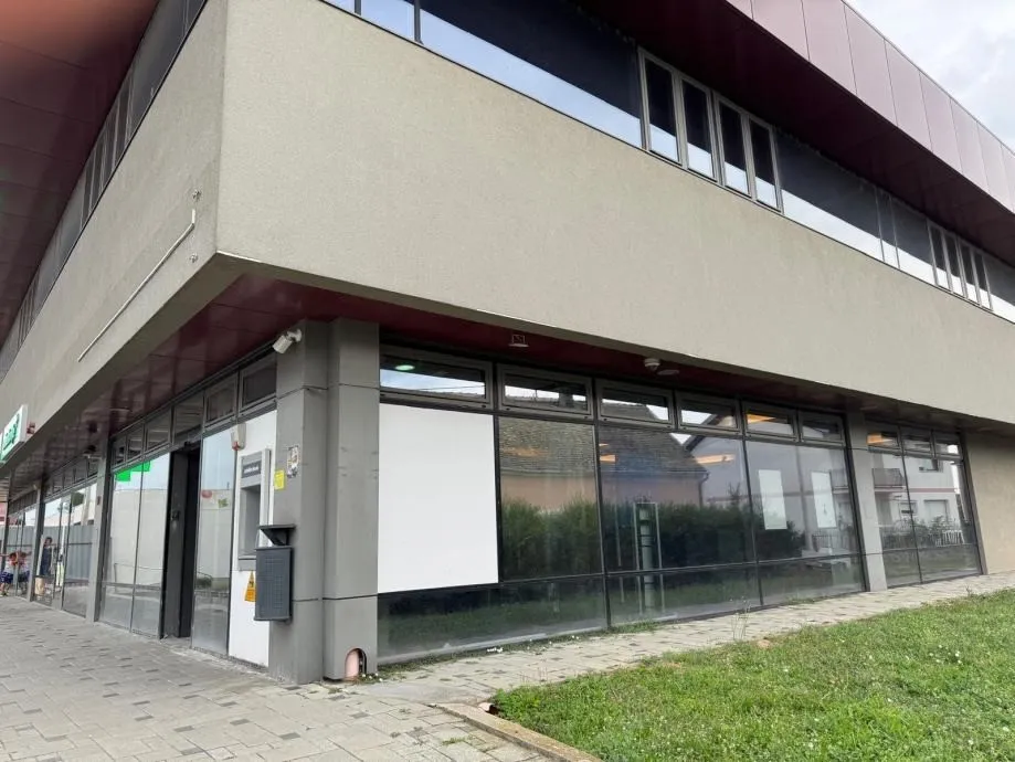 najam poslovnog prostora - čepin centar 150m2 (iznajmljivanje) - slika 3