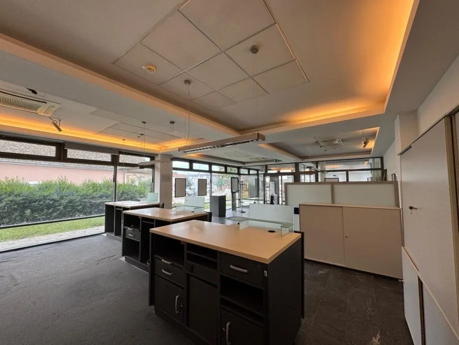 najam poslovnog prostora - čepin centar 150m2 (iznajmljivanje) - slika 9