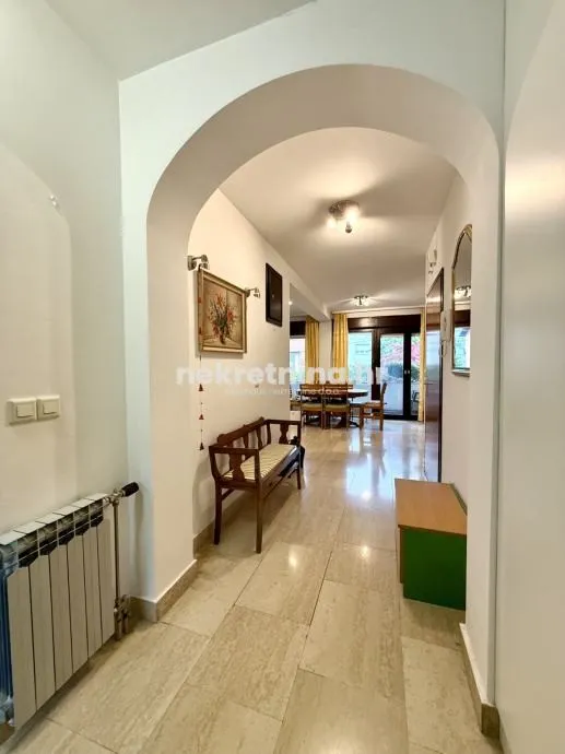 najam - remete, kameniti stol | 4-soban stan 120 m² | vrt | parking - slika 18