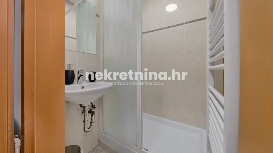 najam - trosobni stan: novi zagreb (trnsko), 50.00 m2 - slika 13