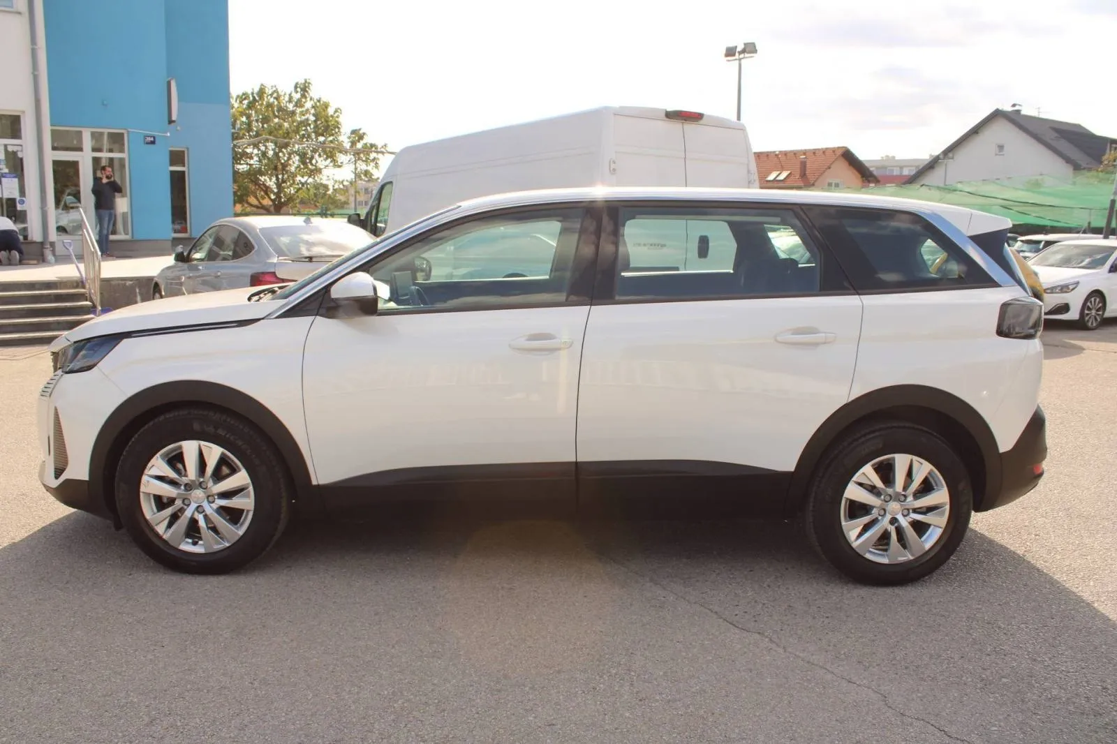 peugeot 5008 1.2 puretech automatik 7 sjedala *led, navigacija, kamera - slika 8