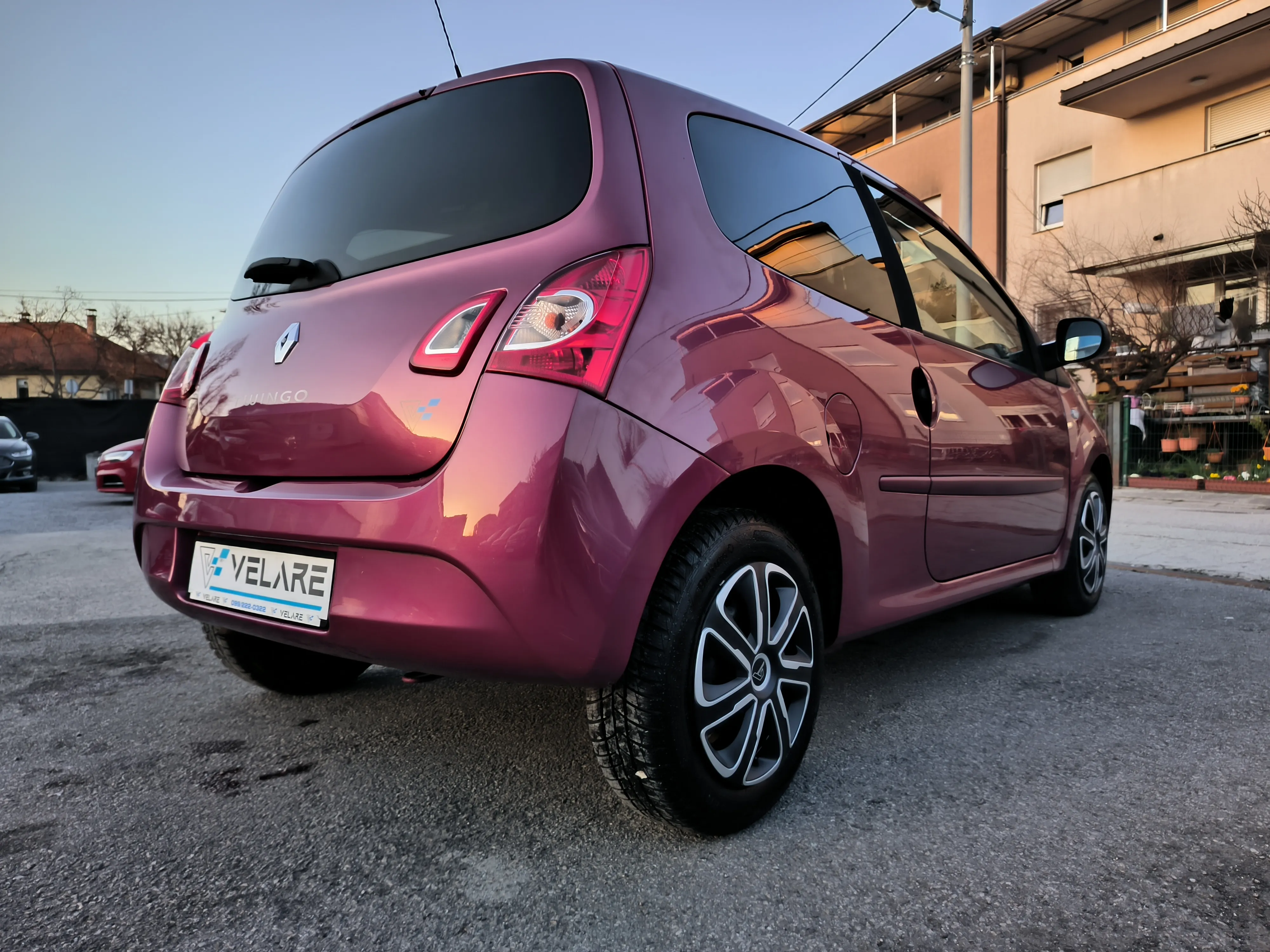renault twingo 1,2 dynamique, v. servis, jamstvo, reg. 1 godinu - slika 9