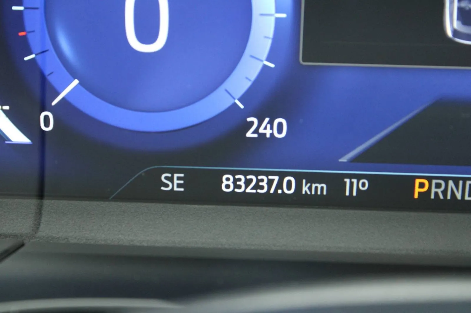 ford kuga 2.5 hybrid titanium automtik - slika 24