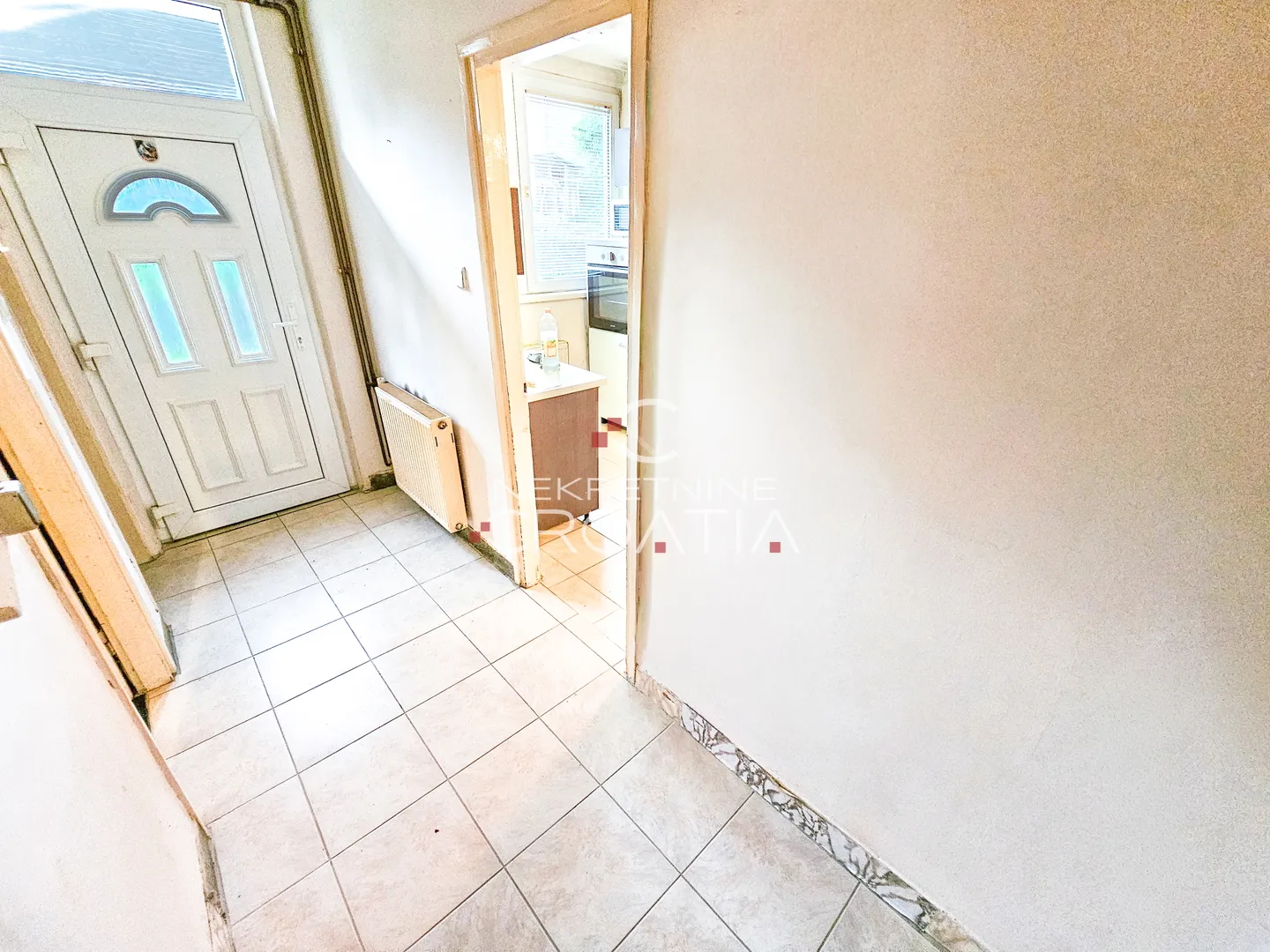 klenovnik, prilika, 235 m2! - slika 18
