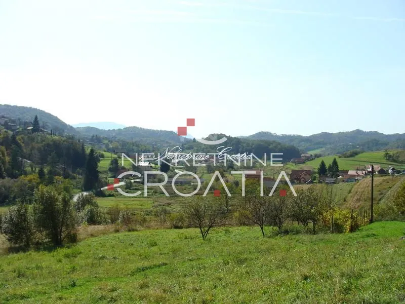 cvetlin, građevinsko sa dva prilaza - slika 2