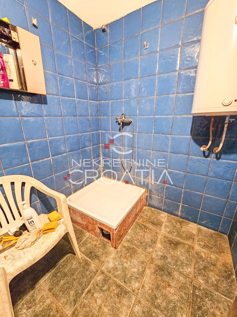 kuća sa 4 apartmana, ježovec - slika 23