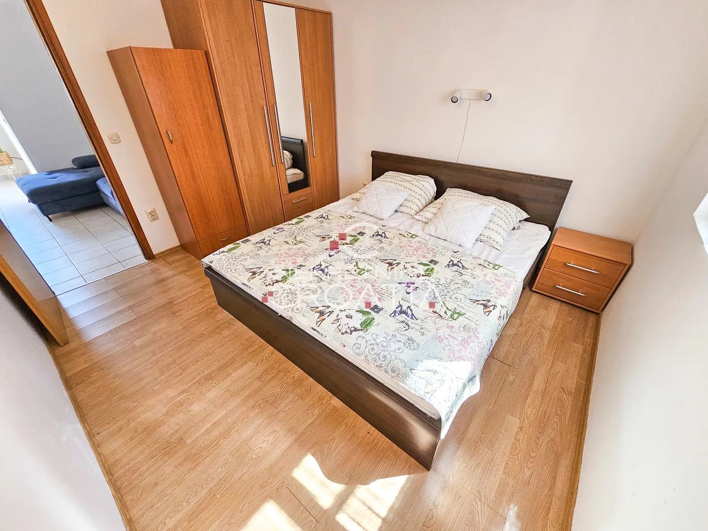 zaton: 2sp sobe, 2 spremišta, 2 terase i dvorište, 100 m od plaže! - slika 11