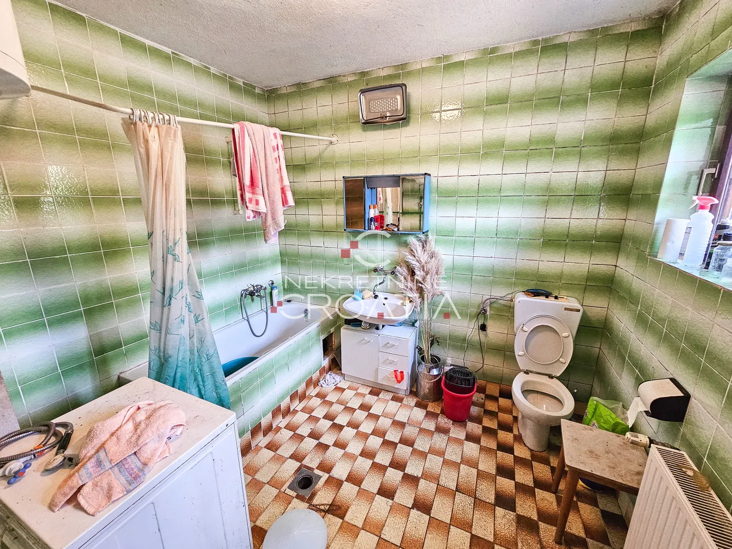 ekskluzivno, kuća, bednja, pleš - slika 17