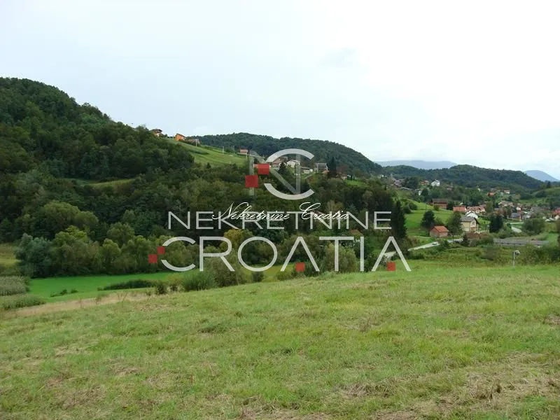cvetlin, građevinsko sa dva prilaza - slika 3