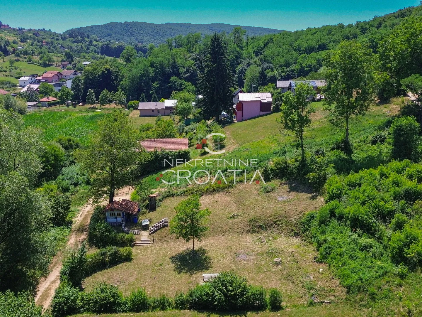 sniženo: građevinsko, mali vrh! - slika 14