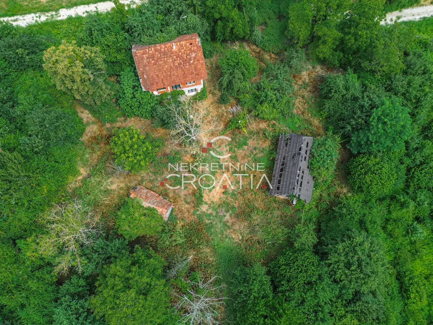 breznica, kuća sa velikim zemljištem! - slika 9