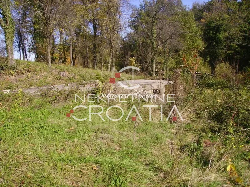 5.927 m2 sa ucrtanim objektom! - slika 3