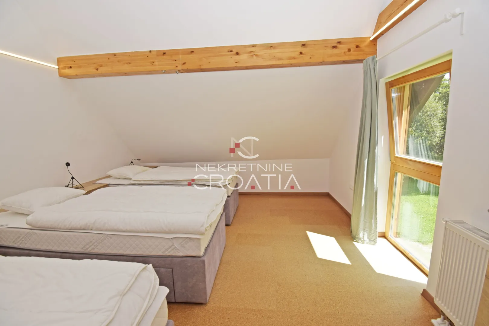 sniženo!!! prilika: rustikalna vila s bazenom - slika 19