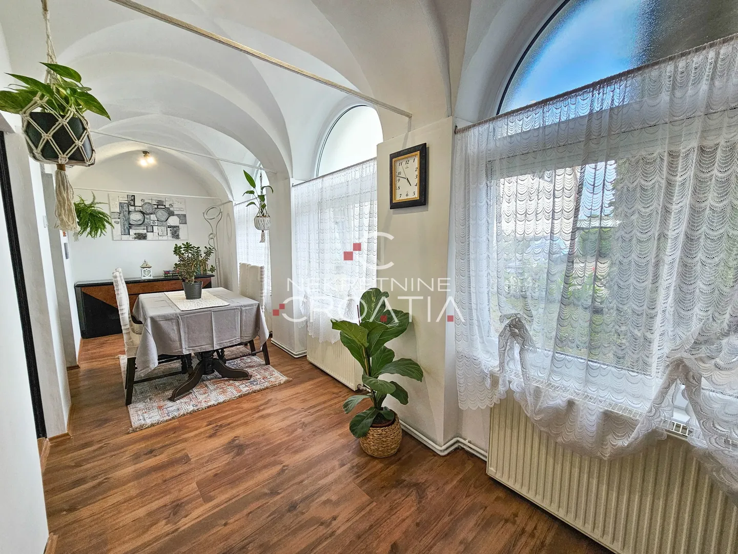 ekskluzivno, 3 stana + studio ap + pp + garaža - slika 3