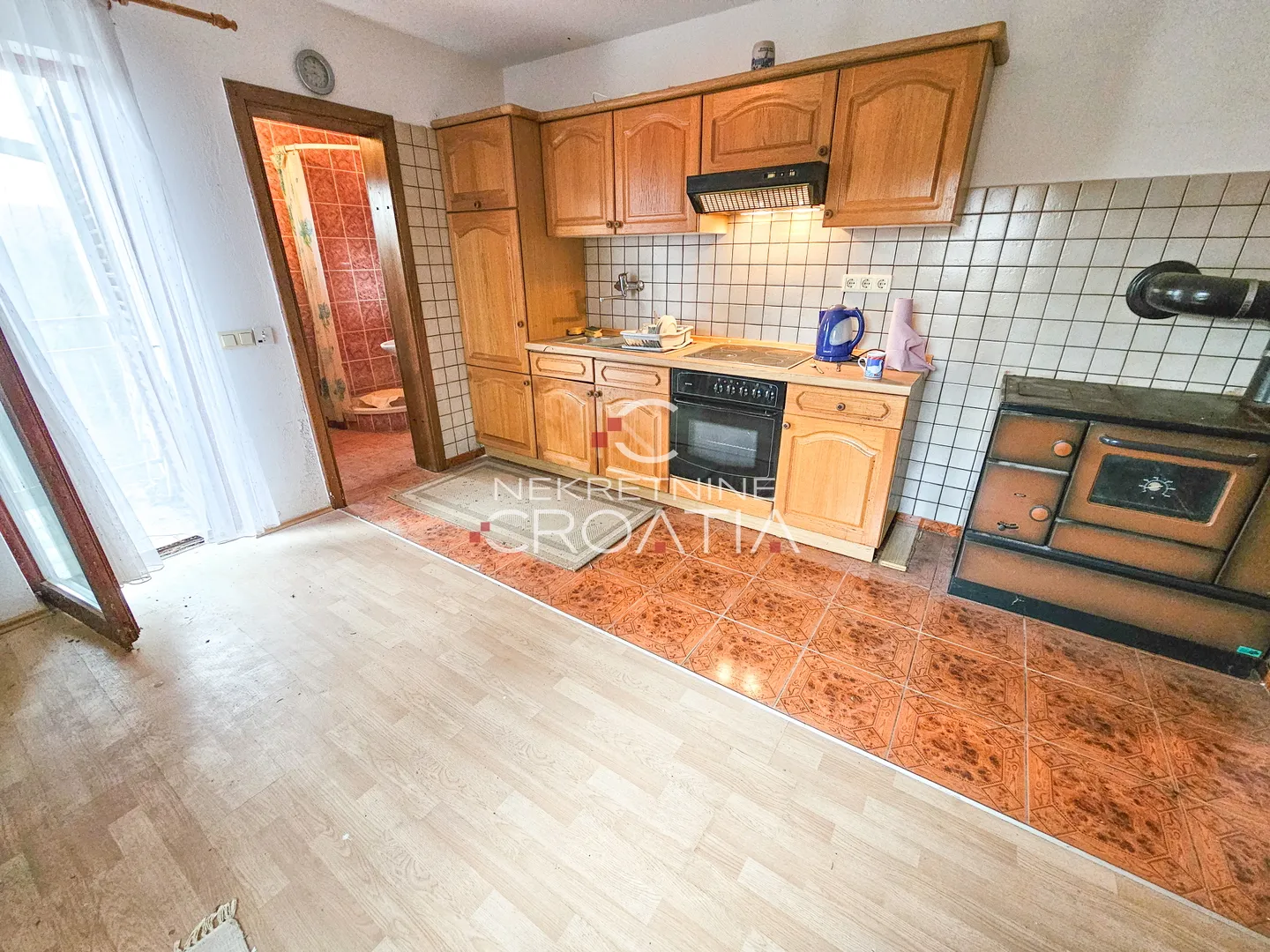 kuća sa 4 apartmana, ježovec - slika 17