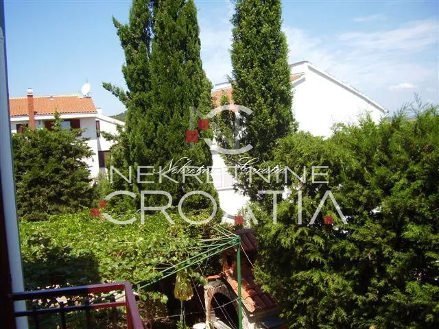 kuća sa 6 apartmana!. - slika 15