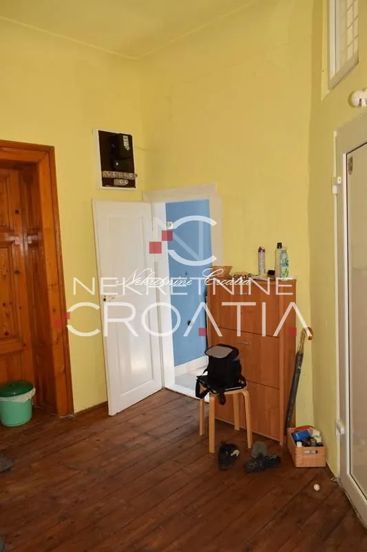 varaždin: stan u rodnoj kući i. kukuljevića - slika 11