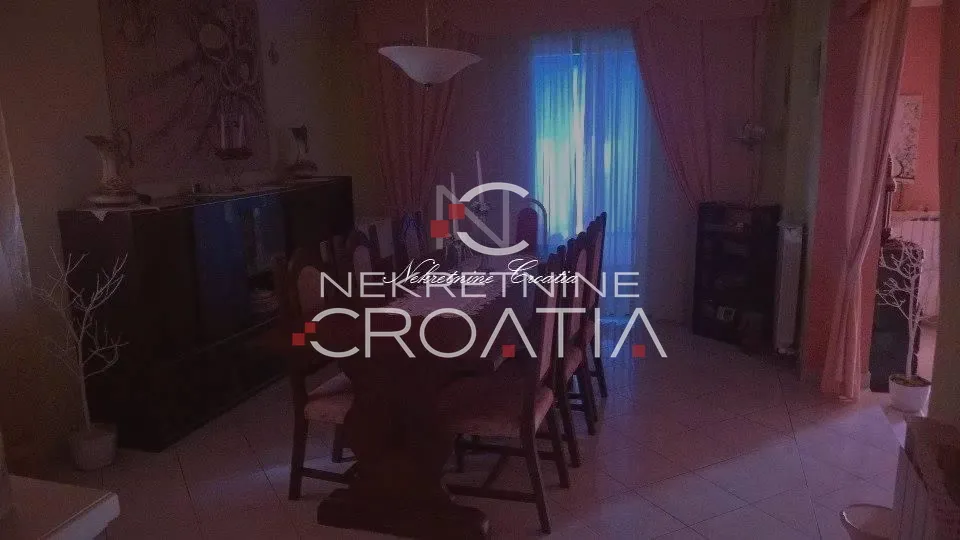 poreč: vila u i. zoni - slika 14