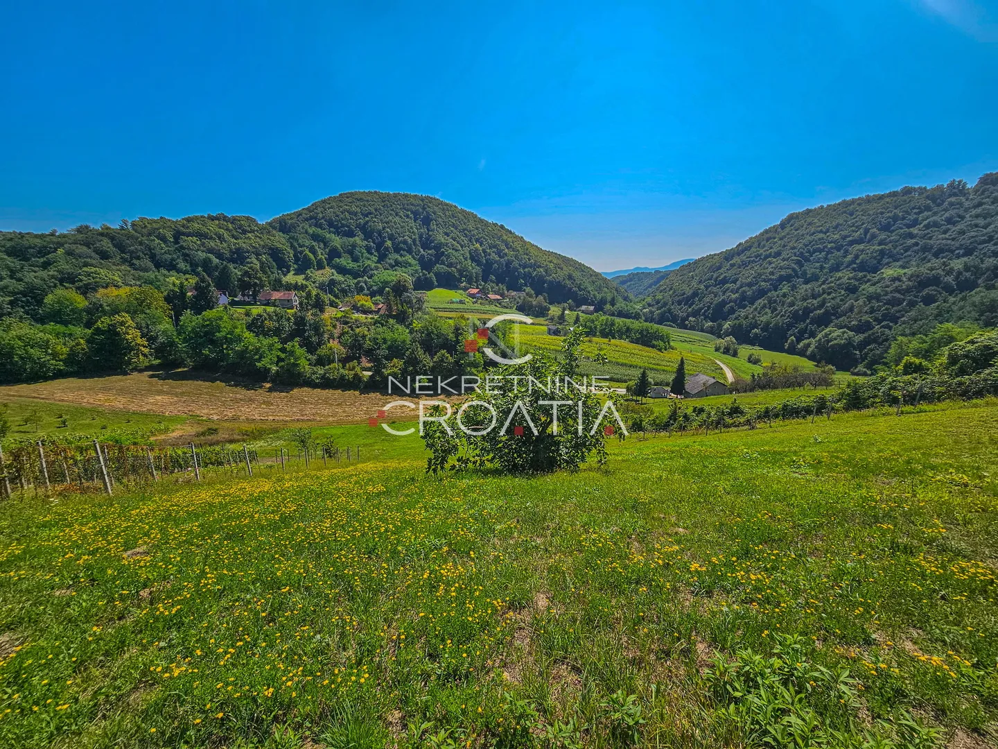 ekskluzivno, stara drvena kuća - slika 4