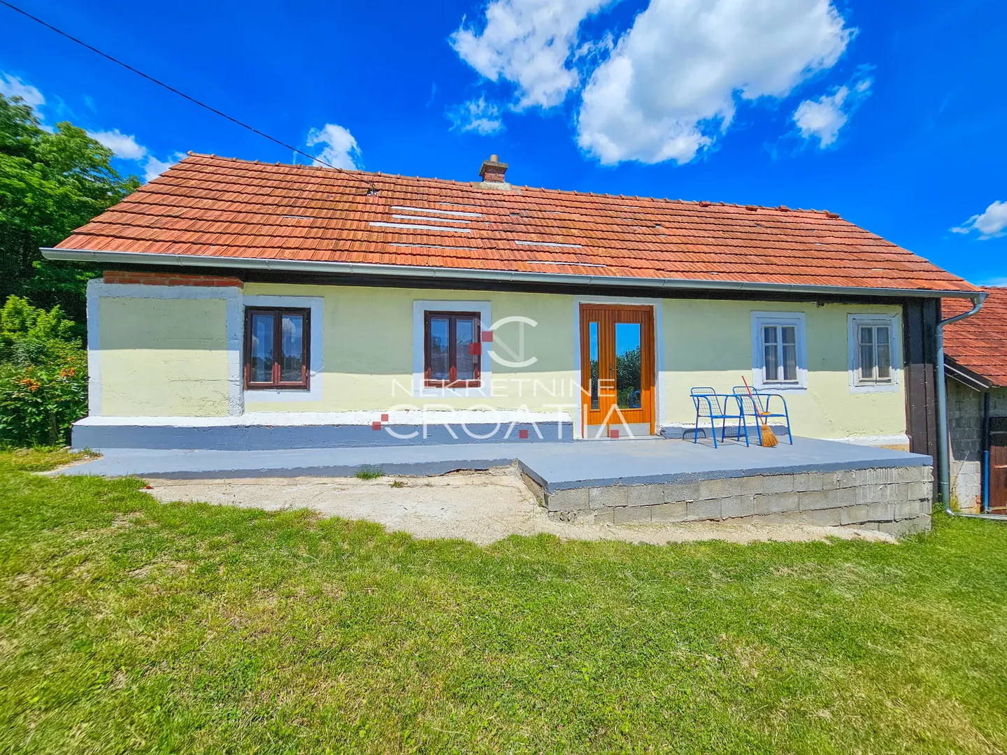 Trad. prizemnica iz 1926. g. i veliko zemljište! - Donje Ladanje, Maruševec