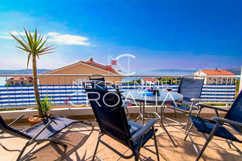 TROGIR, SEGET: kuća sa 6 apartmana! - Seget Donji, Seget