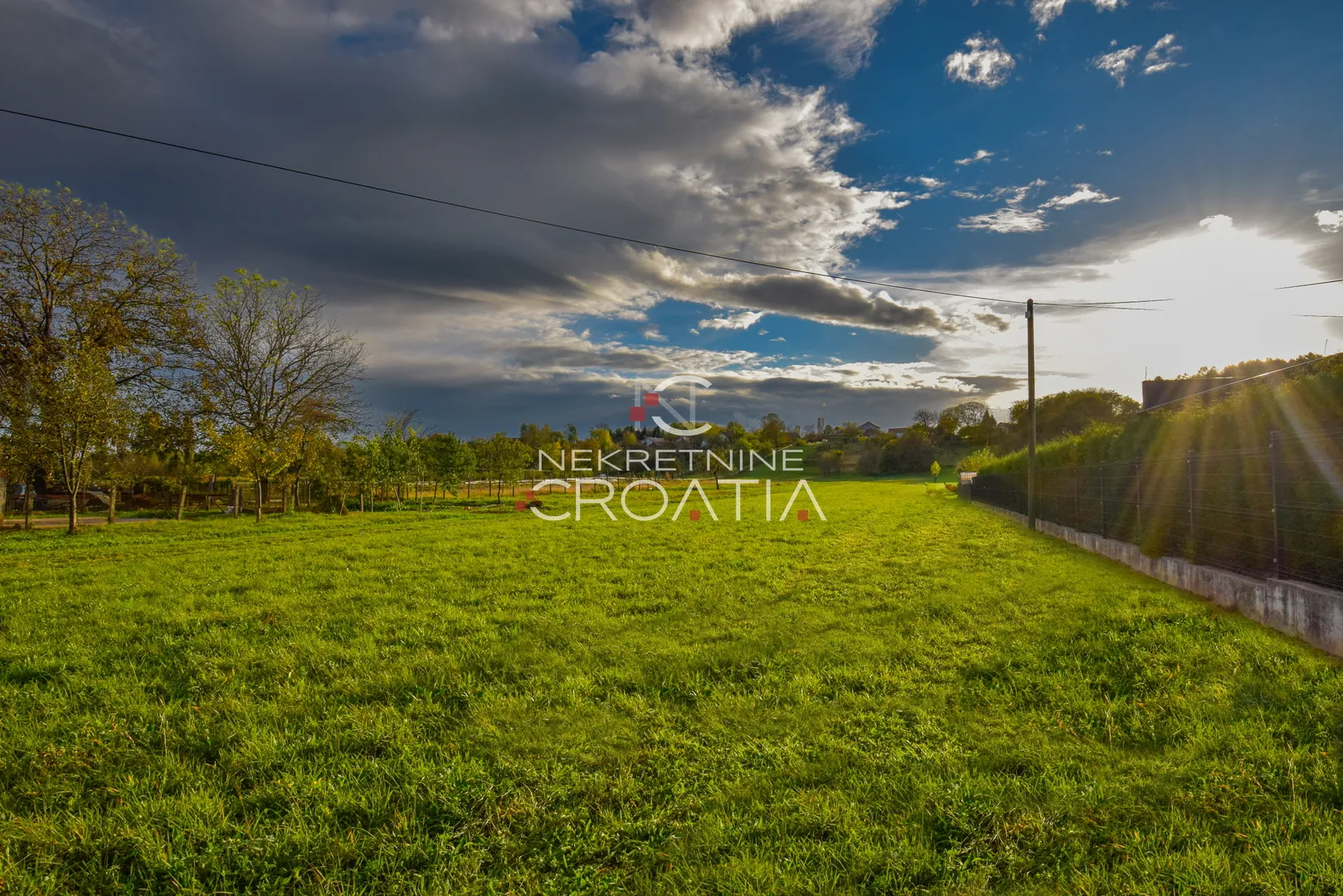 bikovec: 9 km od varaždina, 5 €/m2! - slika 10
