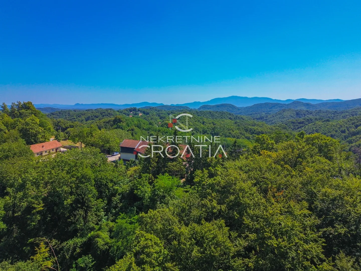 autohtono imanje sa 3.5 ha zemljišta, 2 m od slovenske granice! - slika 30