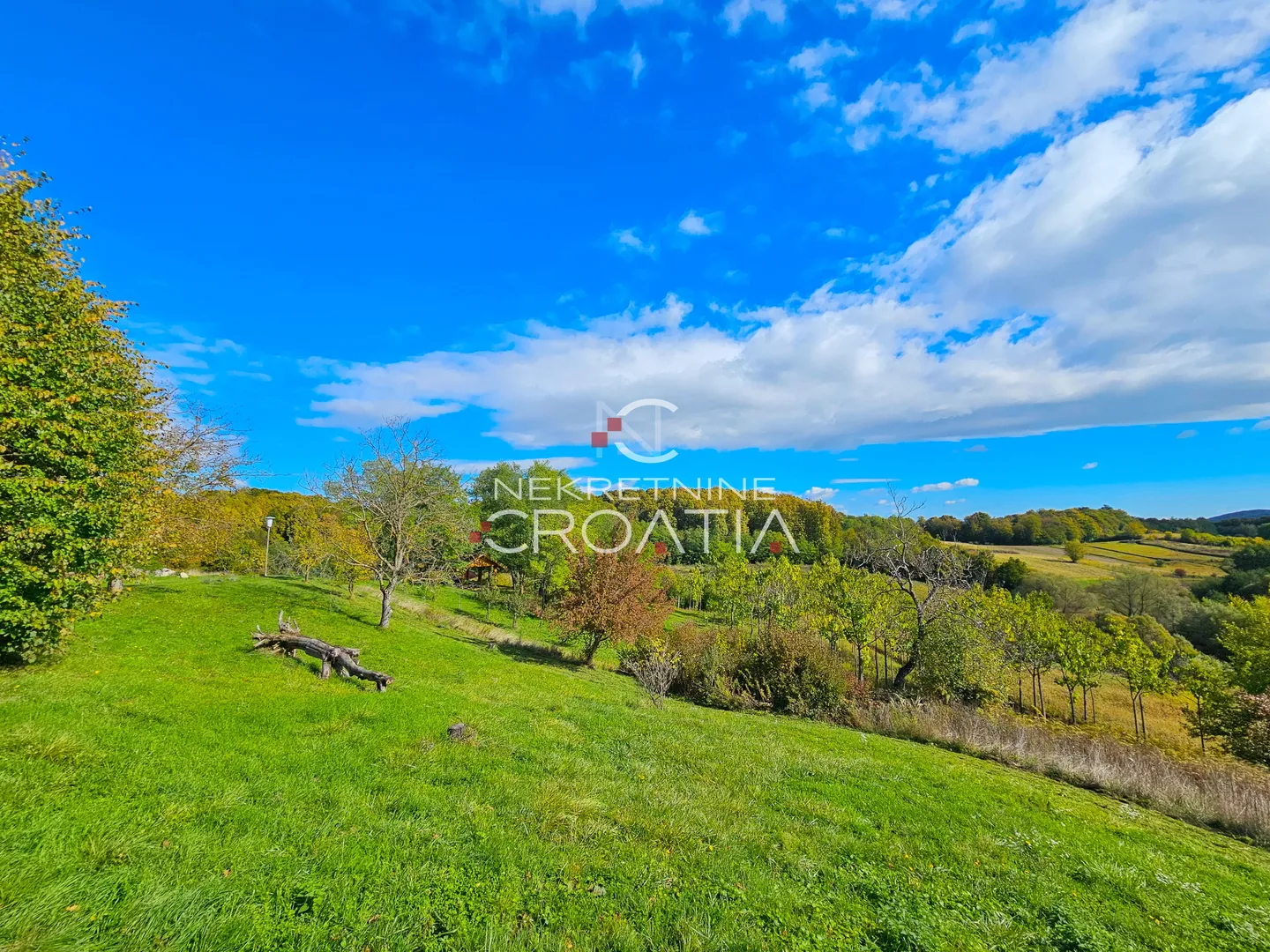4,5 ha zemljišta + kuća - slika 14