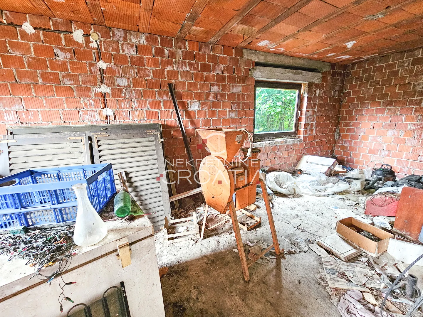 breznica, kuća sa velikim zemljištem! - slika 21