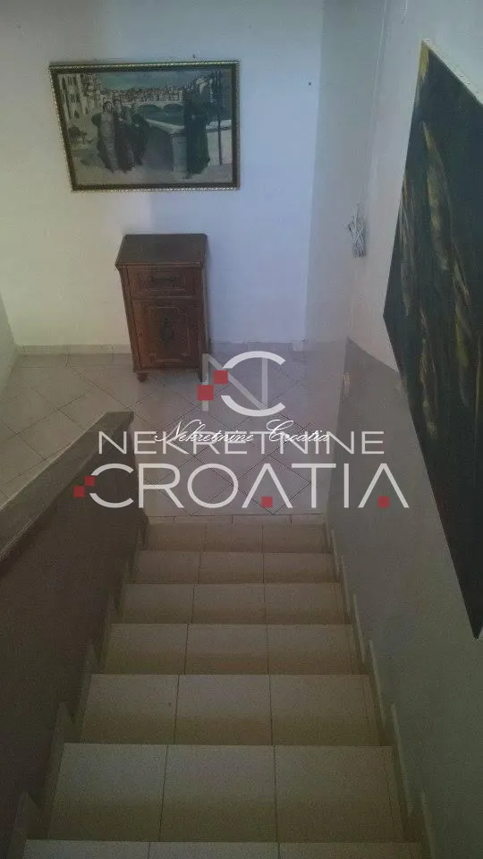 poreč: vila u i. zoni - slika 18