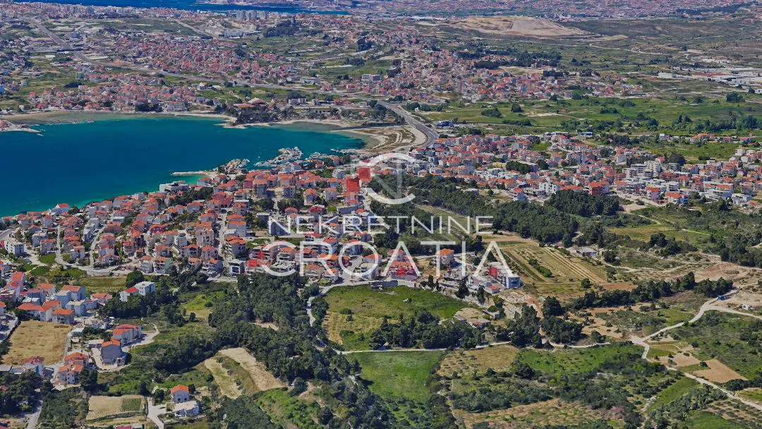 podstrana: panoramski pogled! - slika 11
