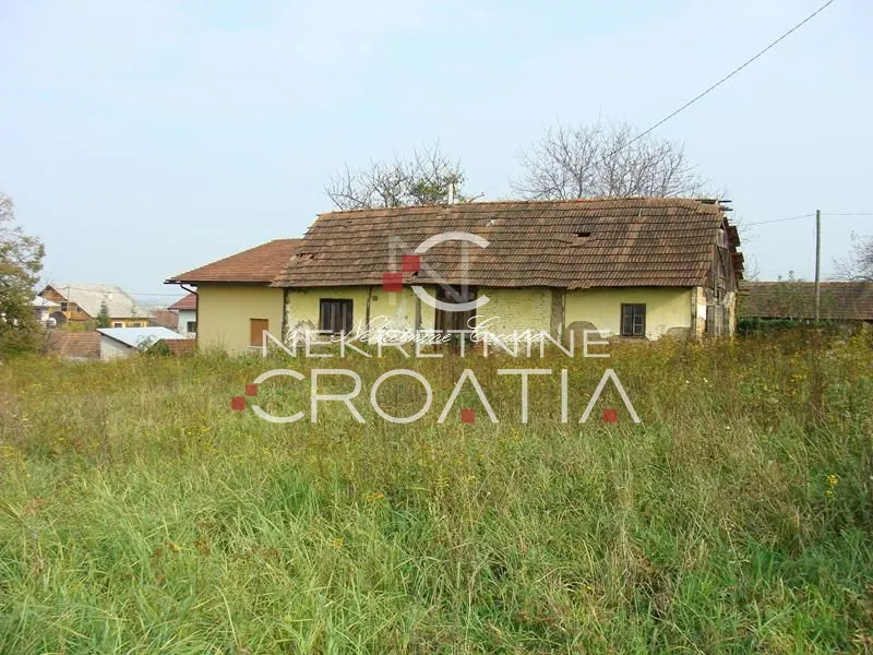 ivanec: zemljište s objektom, strujom i vodom! - slika 5