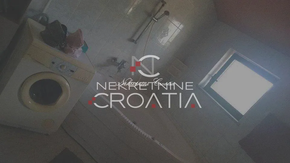 poreč: vila u i. zoni - slika 26
