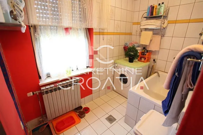 upravo sniženo: mogućnost zamjene za zagreb,varaždin,ivanec!!! - slika 24
