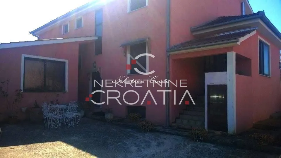 poreč: vila u i. zoni - slika 3