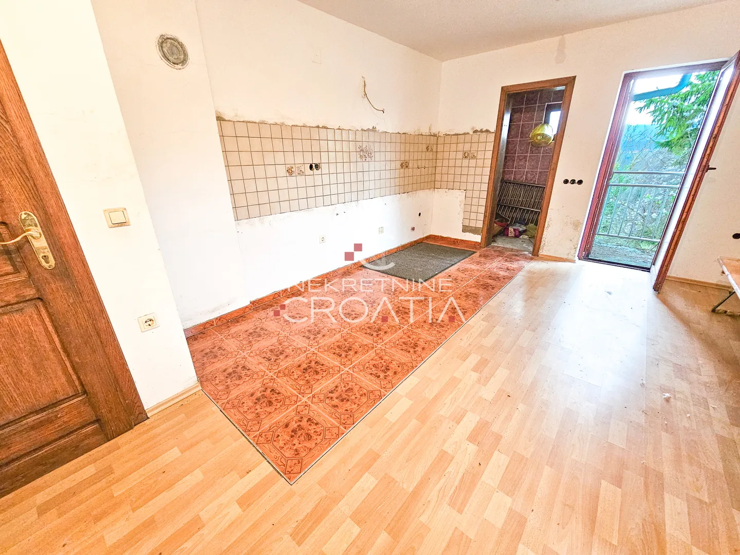 kuća sa 4 apartmana, ježovec - slika 10