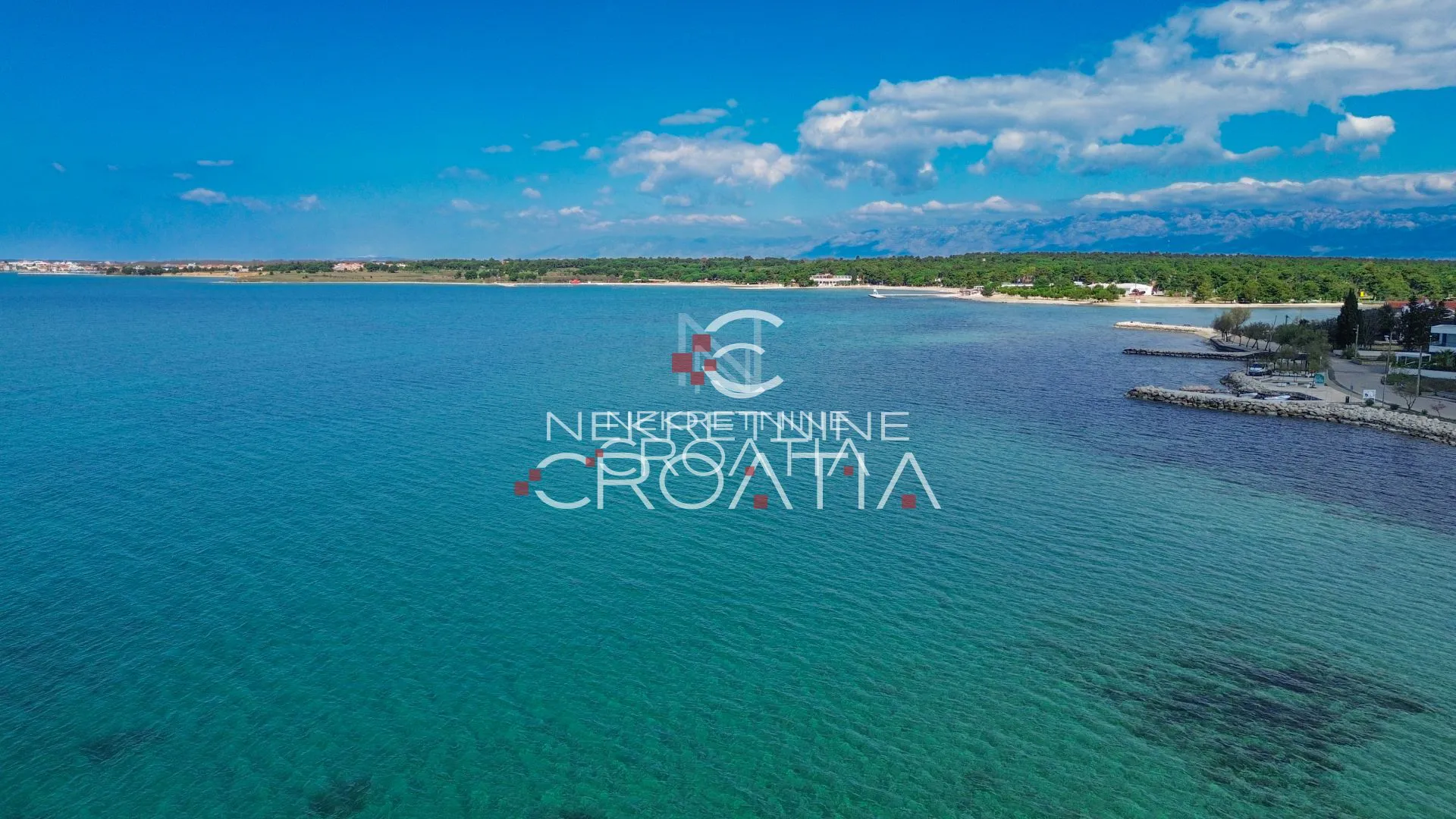 zaton, 100 m od plaže: 2sp sobe, 2 spremišta, 2 terase i dvorište! - slika 29