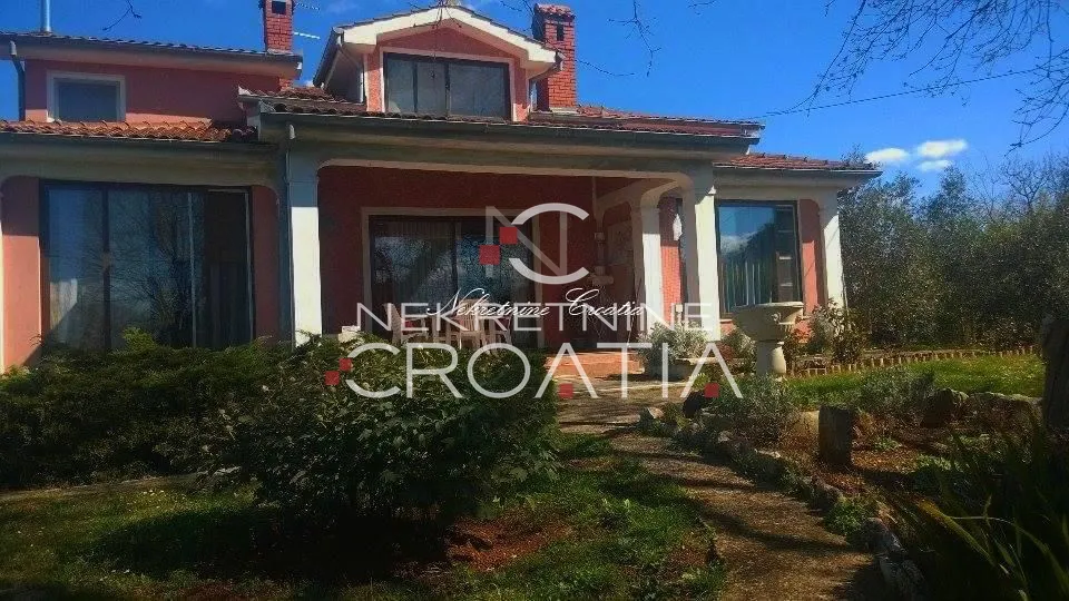 poreč: vila u i. zoni - slika 2