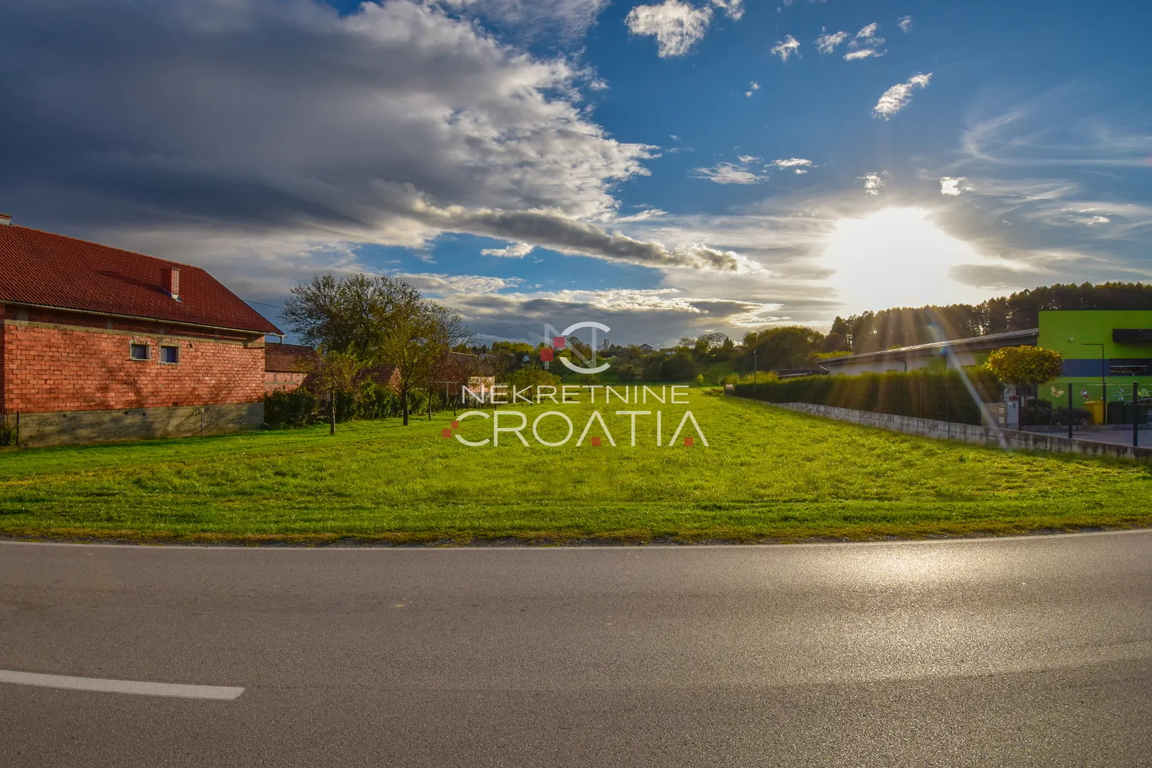 bikovec: 9 km od varaždina, 5 €/m2! - slika 13
