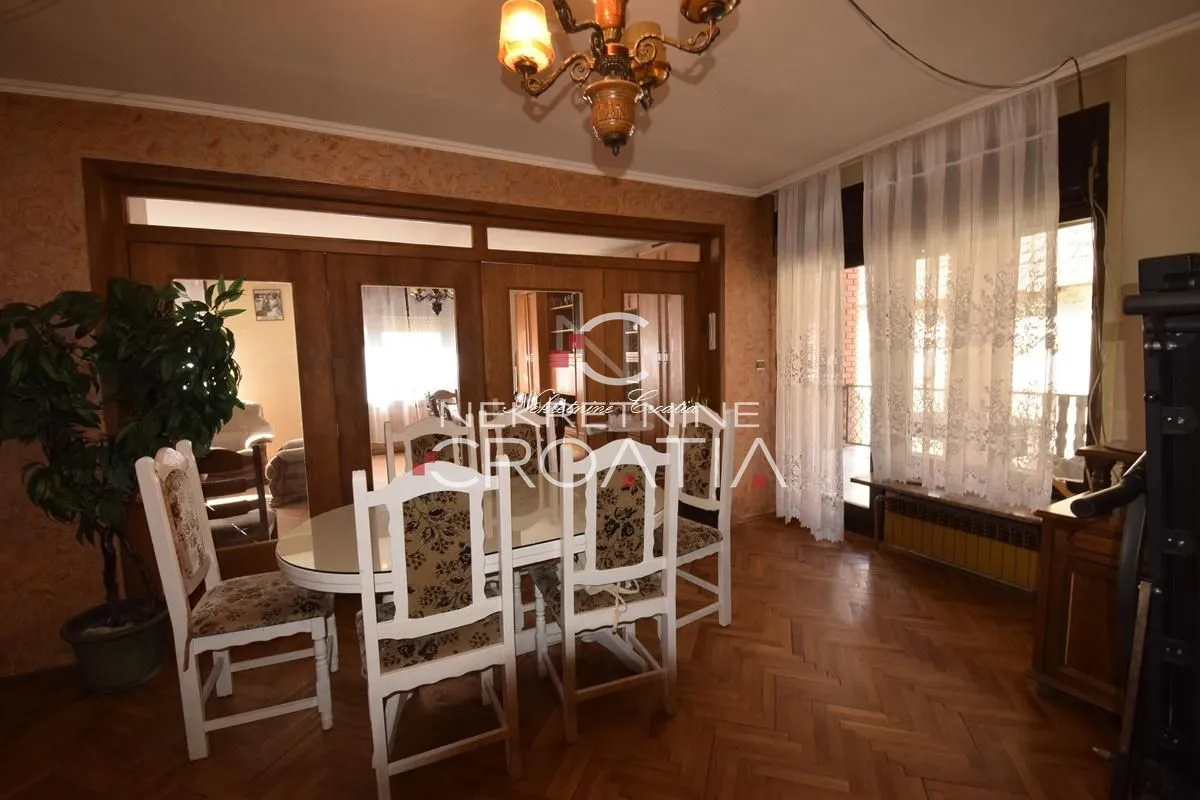 dvije kuće po cijeni jedne - slika 10