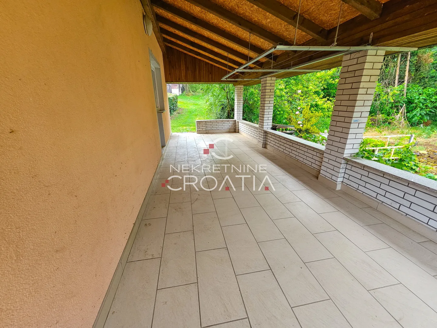 klenovnik, prilika, 235 m2! - slika 21