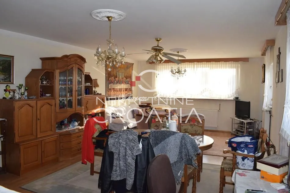 ključ: 2 km od centra n. marofa; moguća zamjena za zadar - slika 12