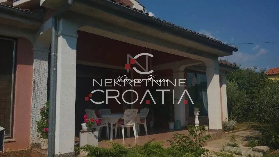 poreč: vila u i. zoni - slika 5