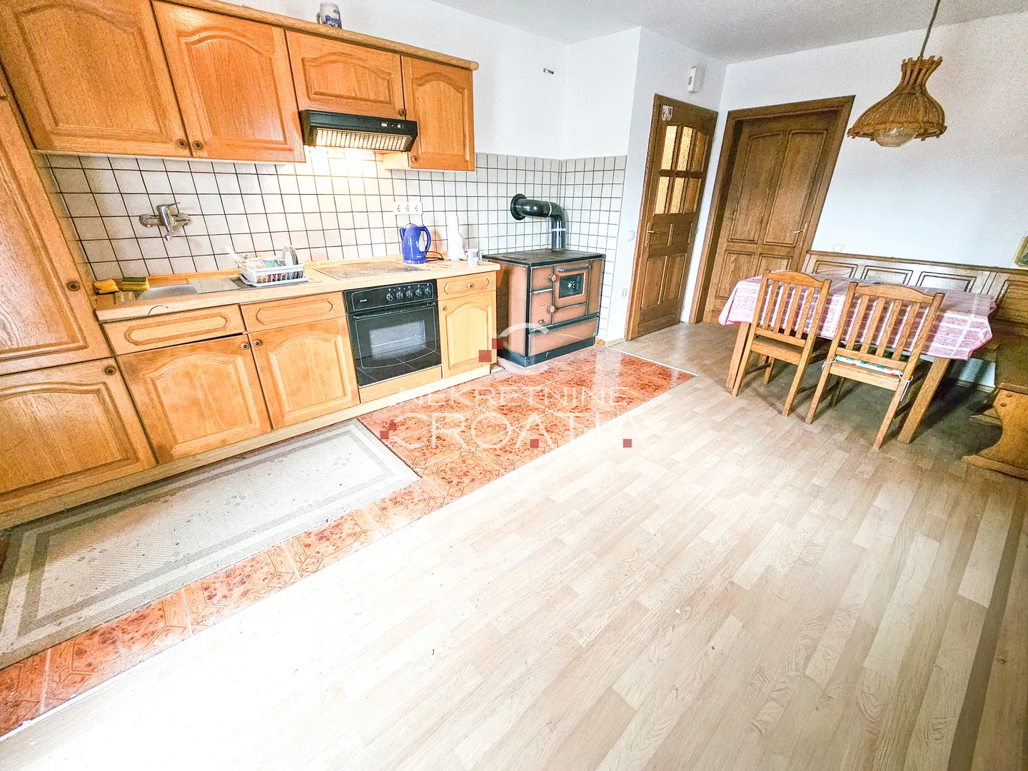 kuća sa 4 apartmana, ježovec - slika 16