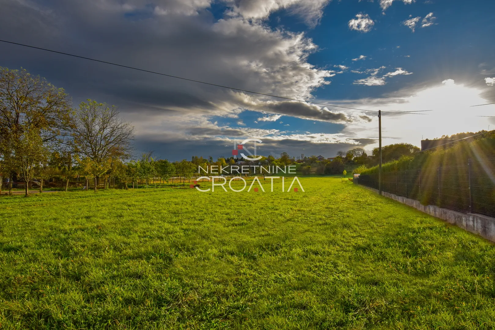 bikovec: 9 km od varaždina, 5 €/m2! - slika 11