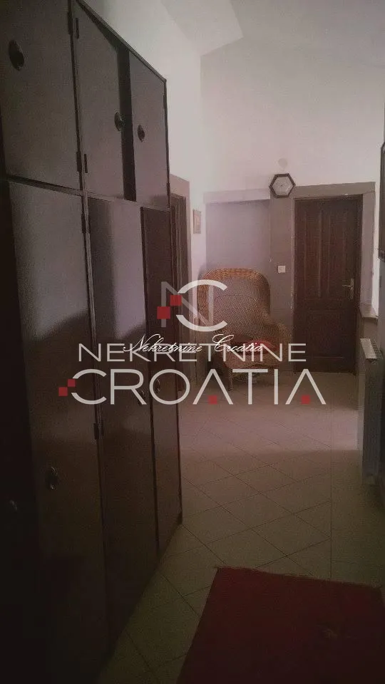 poreč: vila u i. zoni - slika 17