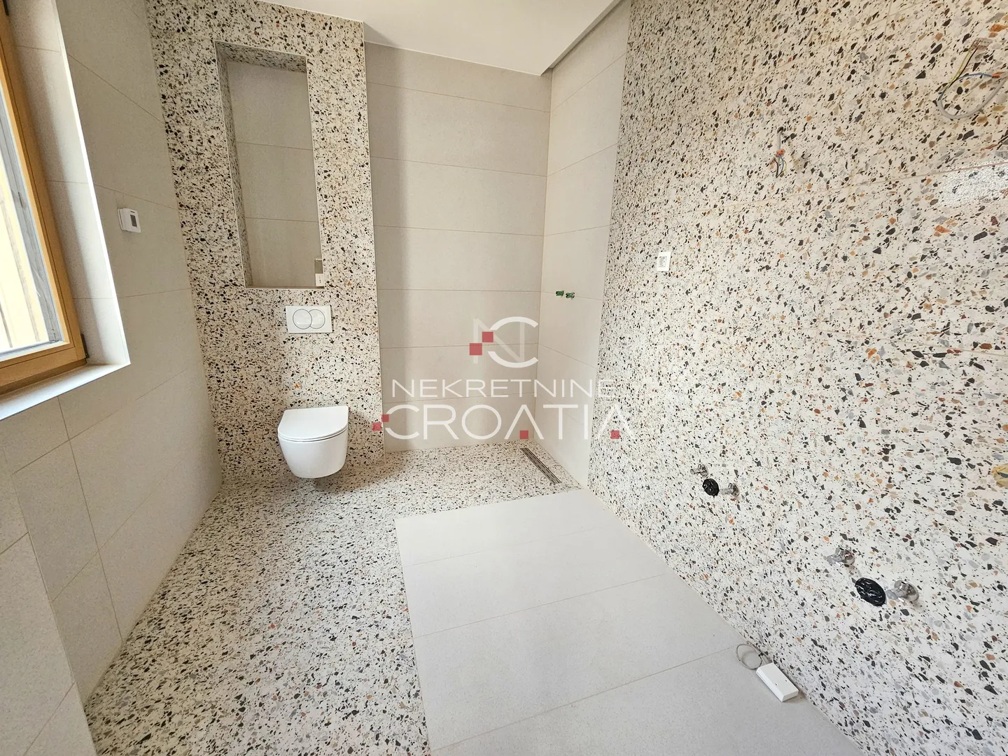 barokna jezgra, penthouse u novogradnji, 2.471€/m2 - slika 11
