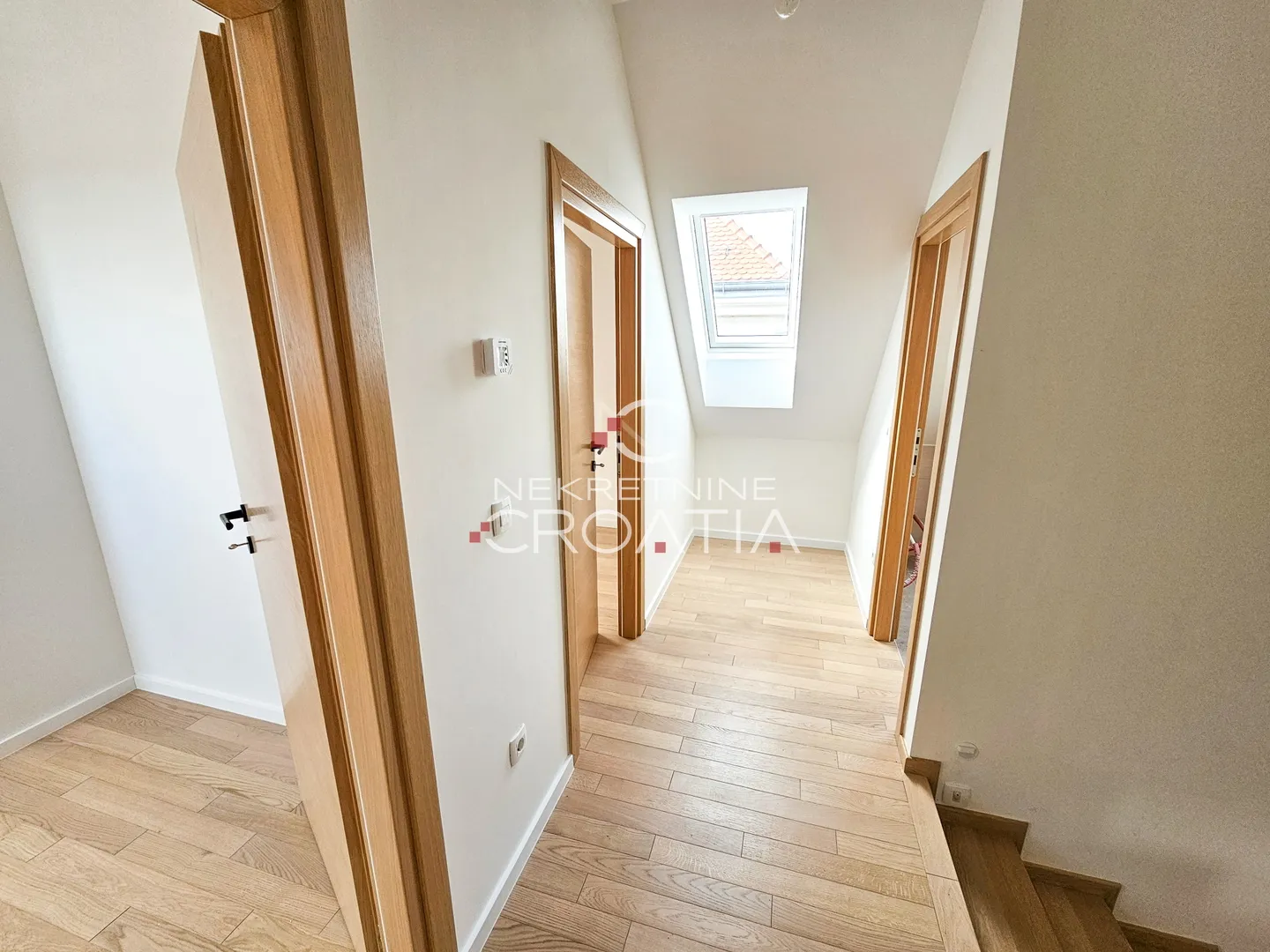 barokna jezgra, penthouse u novogradnji, 2.471€/m2 - slika 16